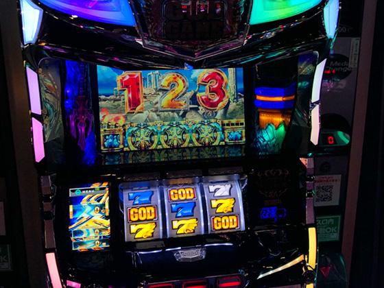 にじよめちゃんパチスロライターデビュー！？夢の出玉対決が実現！